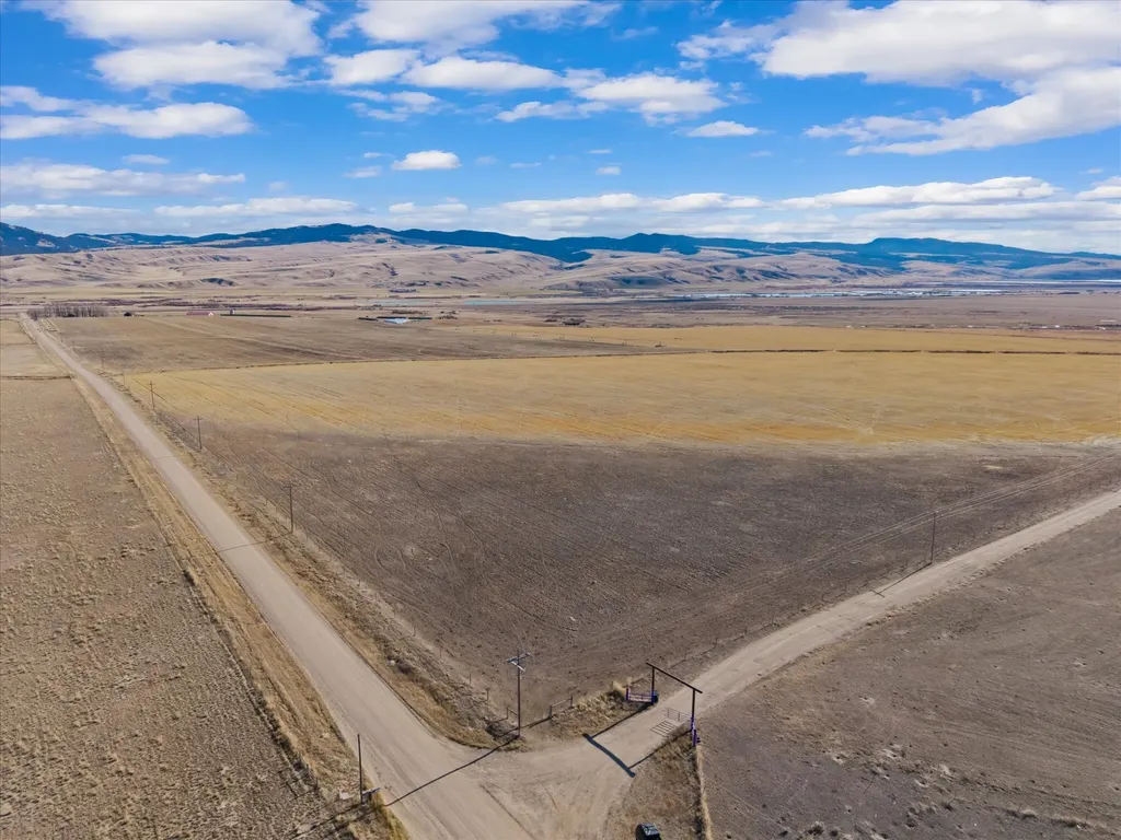 283 Cummoch Drive Deer Lodge MT 59722
