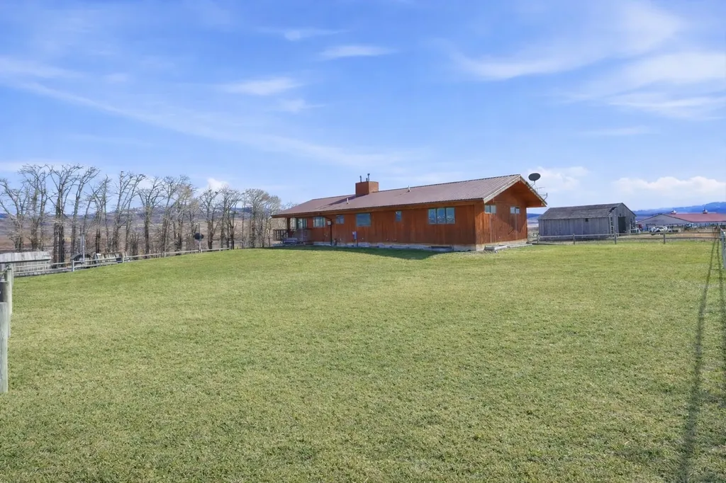 283 Cummoch Drive Deer Lodge MT 59722