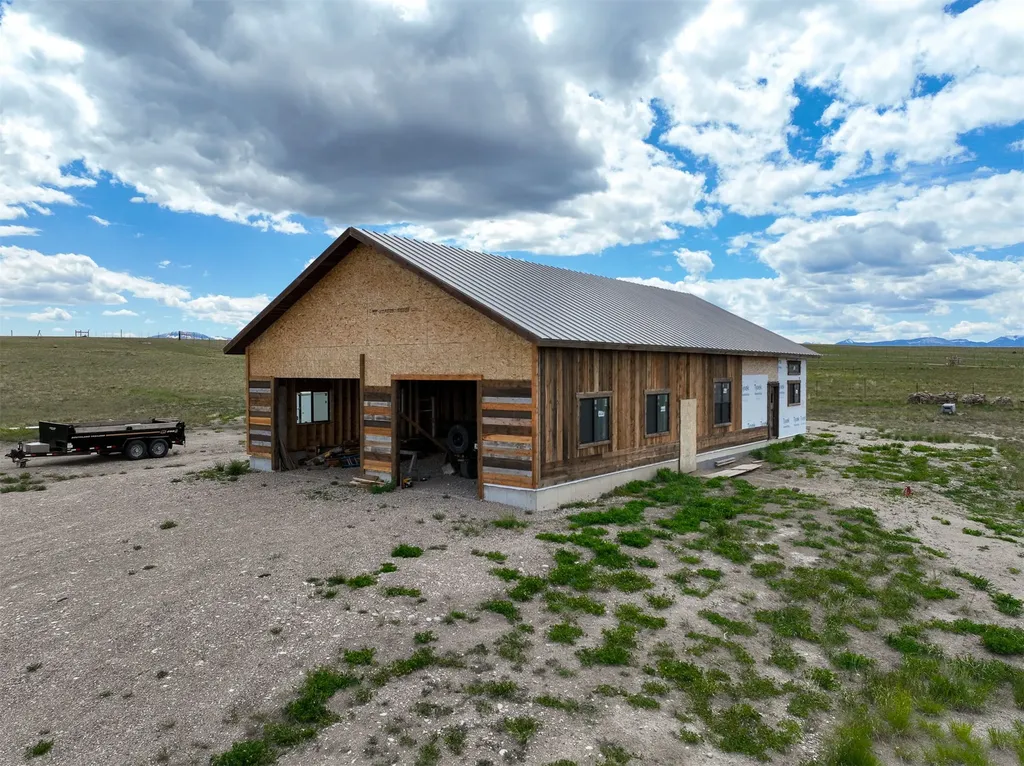 1371 Whoop Up Trail Augusta MT 59410