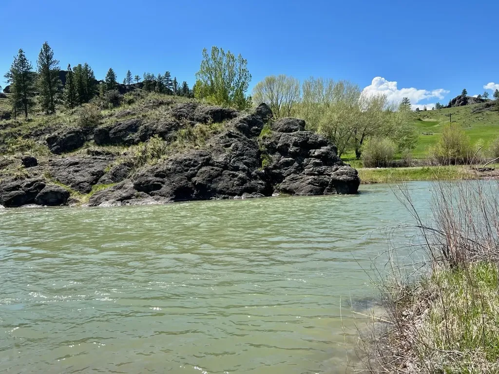 20 Eagle Rock Lane Cascade MT 59421