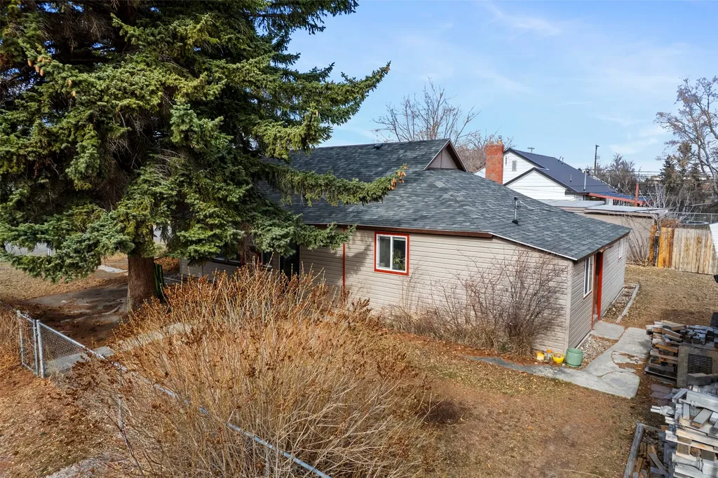133 S Oak Street Townsend MT 59644