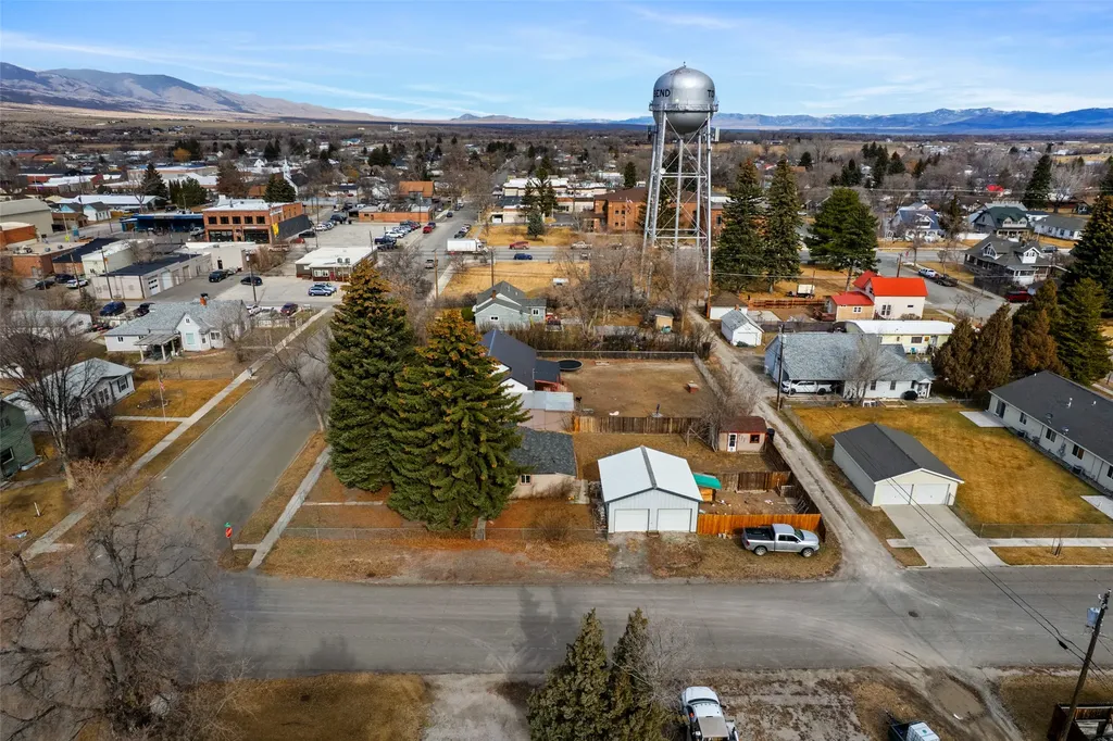133 S Oak Street Townsend MT 59644