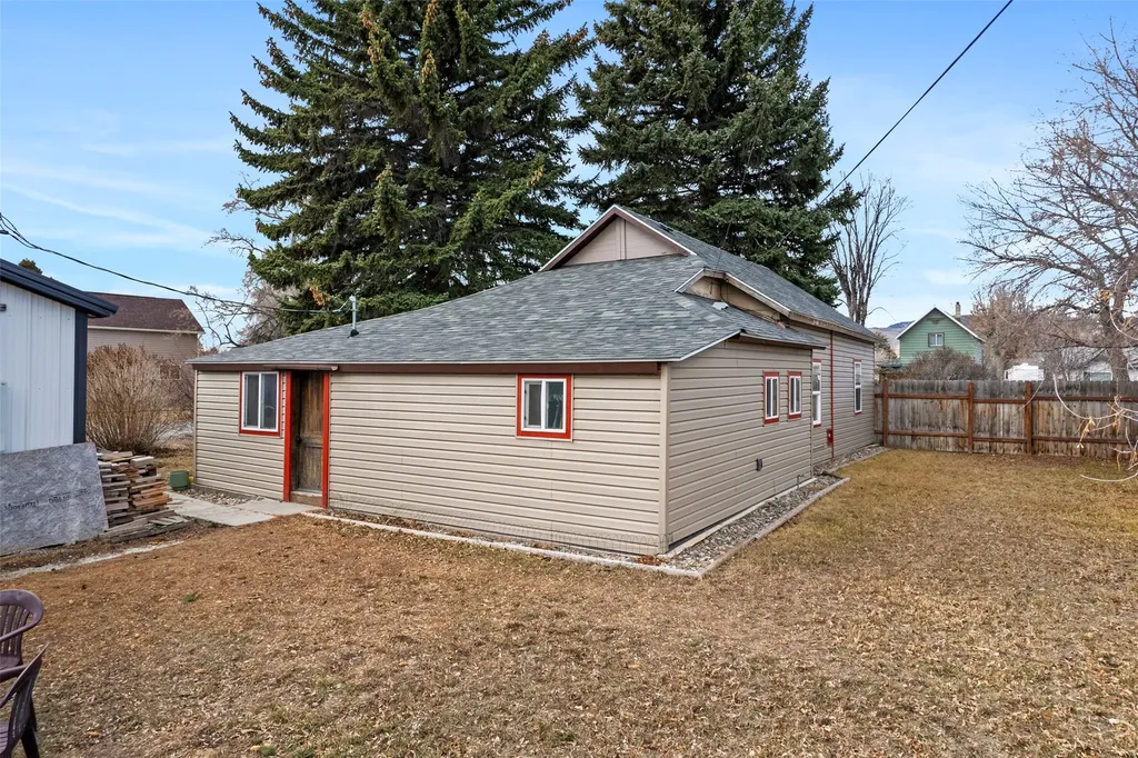 133 S Oak Street Townsend MT 59644