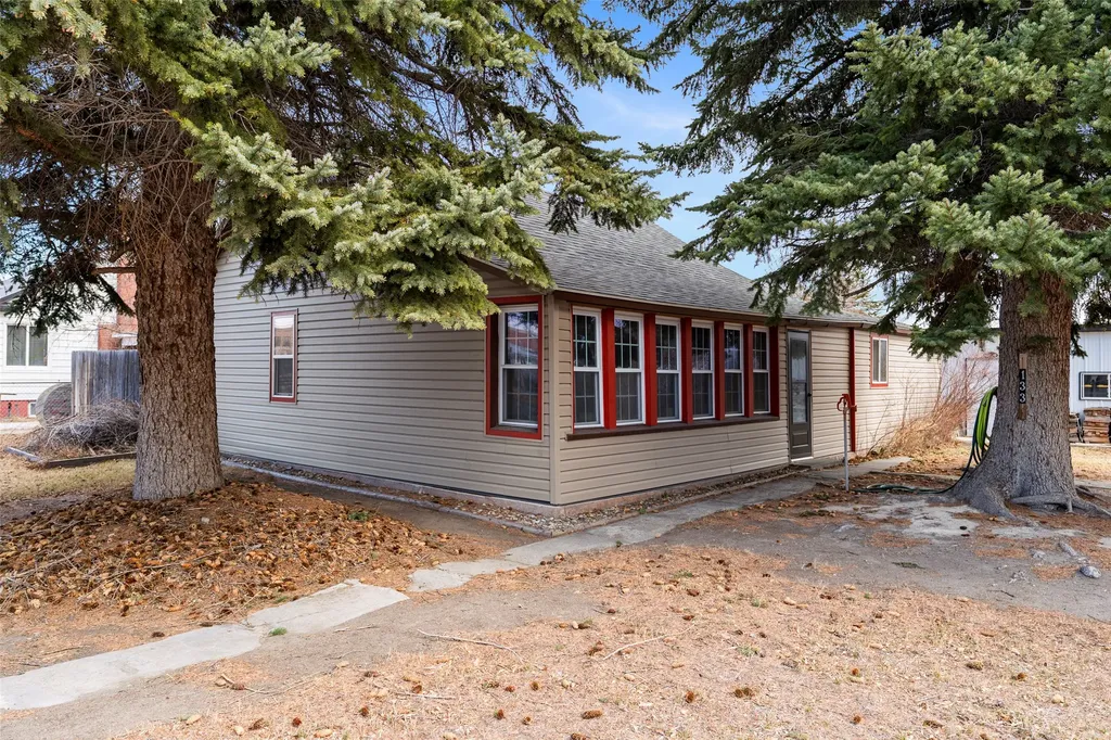 133 S Oak Street Townsend MT 59644