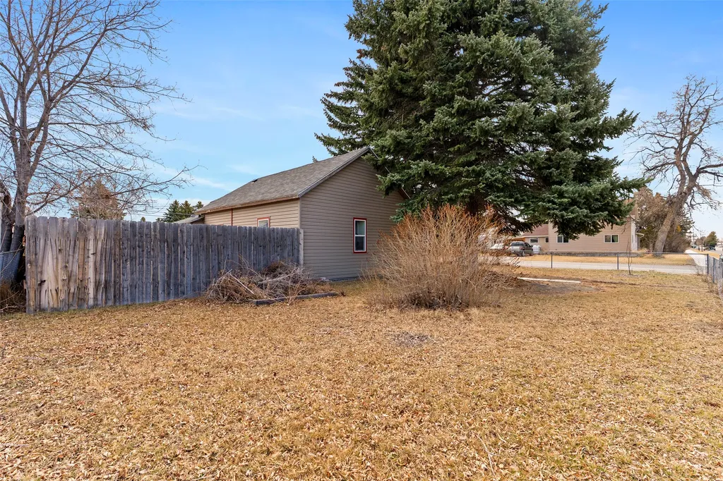 133 S Oak Street Townsend MT 59644