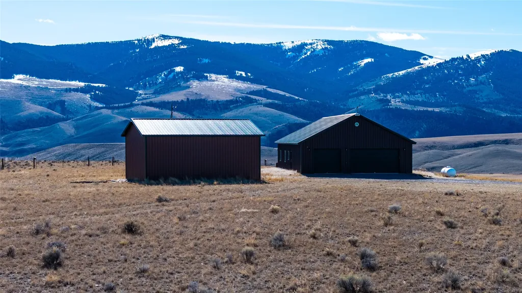 145 Spires Way Divide MT 59727