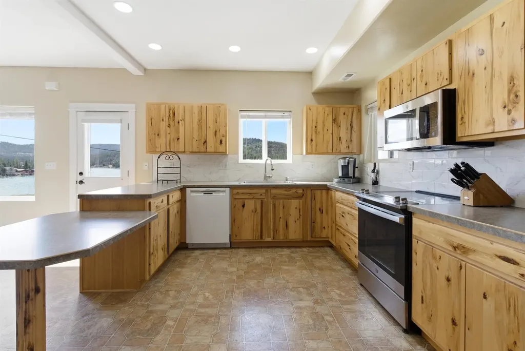 45 Roybals Way Kalispell MT 59901
