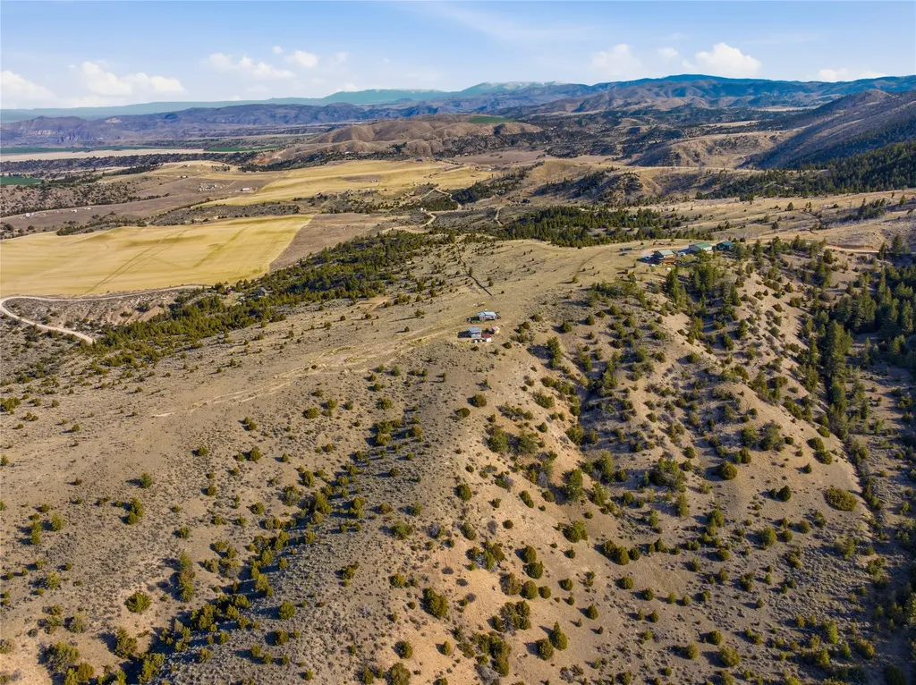 112 Lone Wolf Trail Three Forks MT 59752