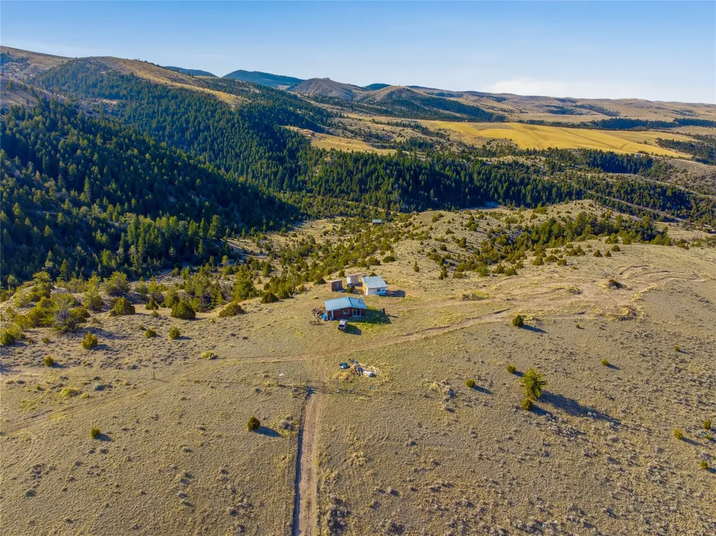 112 Lone Wolf Trail Three Forks MT 59752