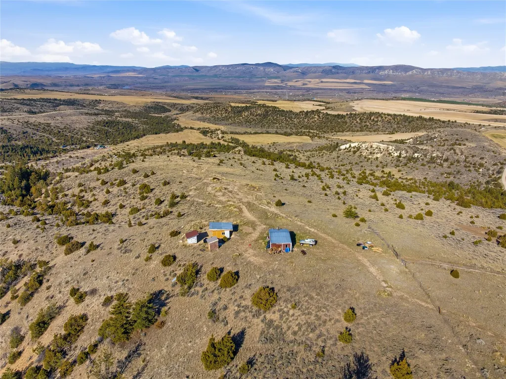 112 Lone Wolf Trail Three Forks MT 59752