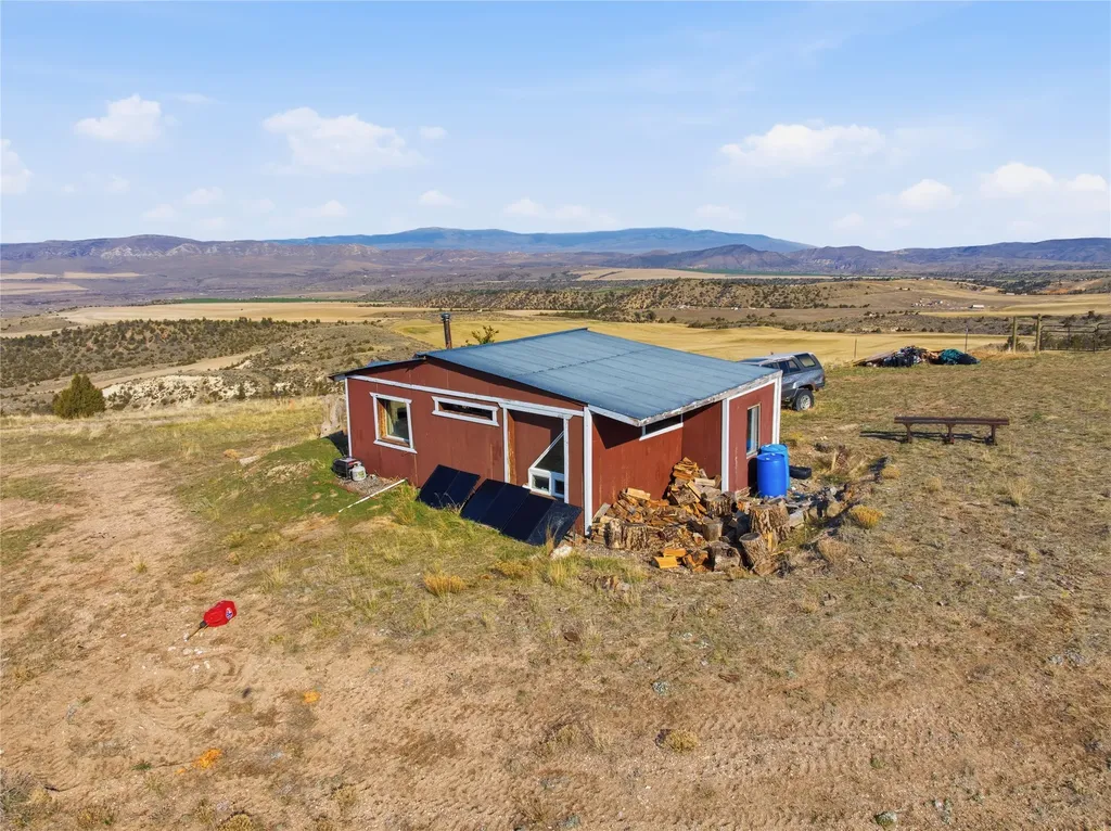 112 Lone Wolf Trail Three Forks MT 59752