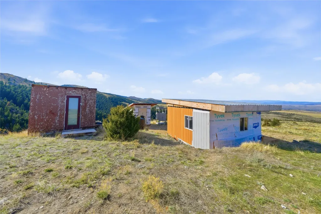 112 Lone Wolf Trail Three Forks MT 59752