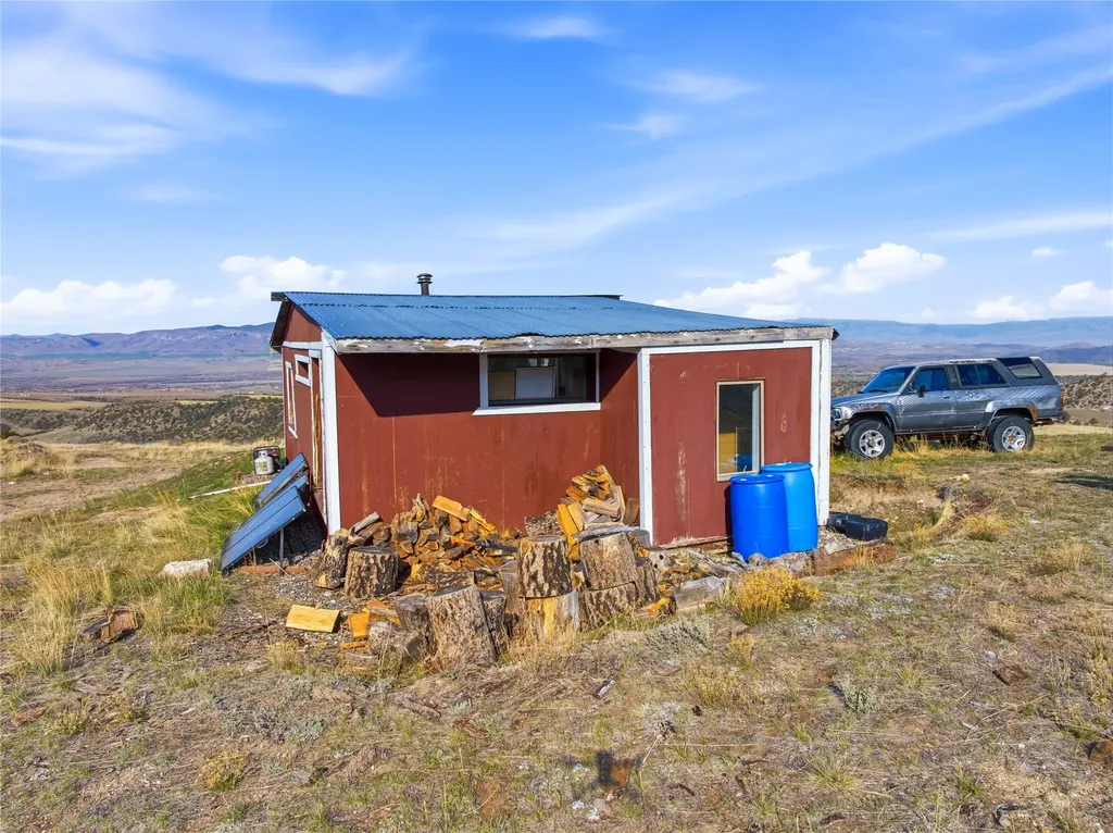 112 Lone Wolf Trail Three Forks MT 59752