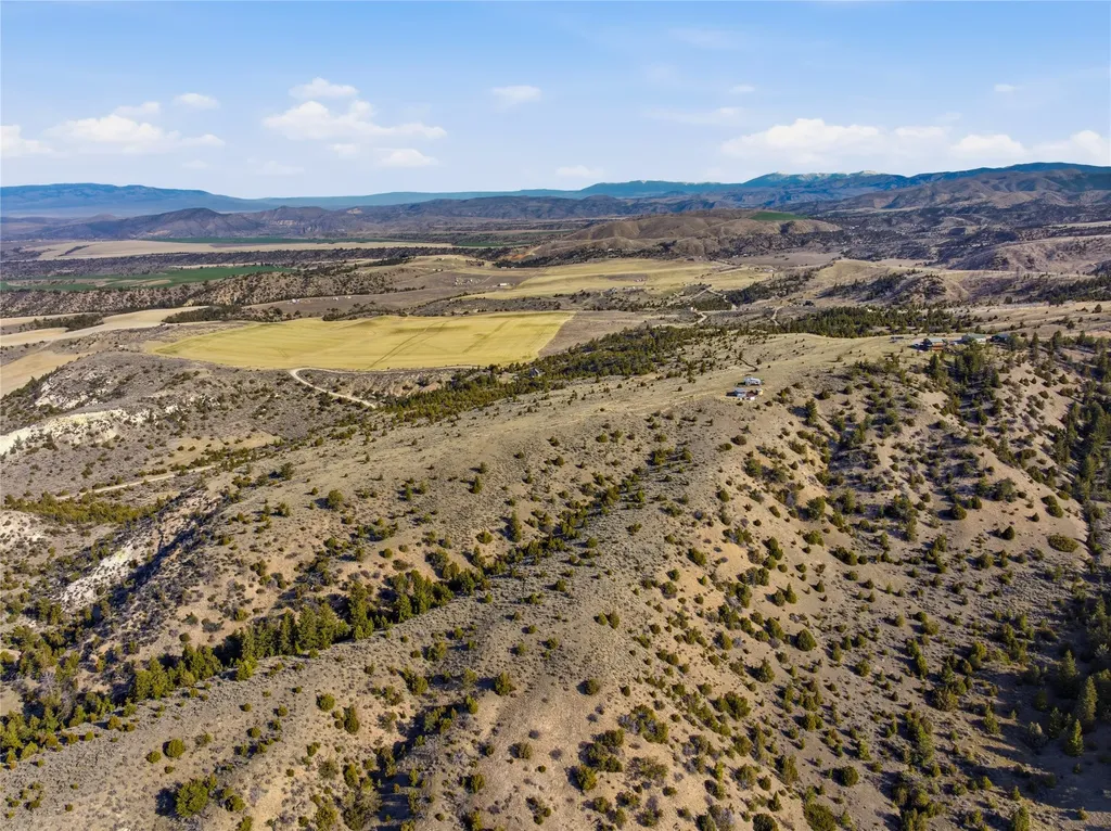 112 Lone Wolf Trail Three Forks MT 59752