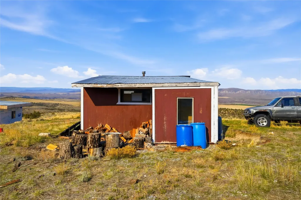 112 Lone Wolf Trail Three Forks MT 59752