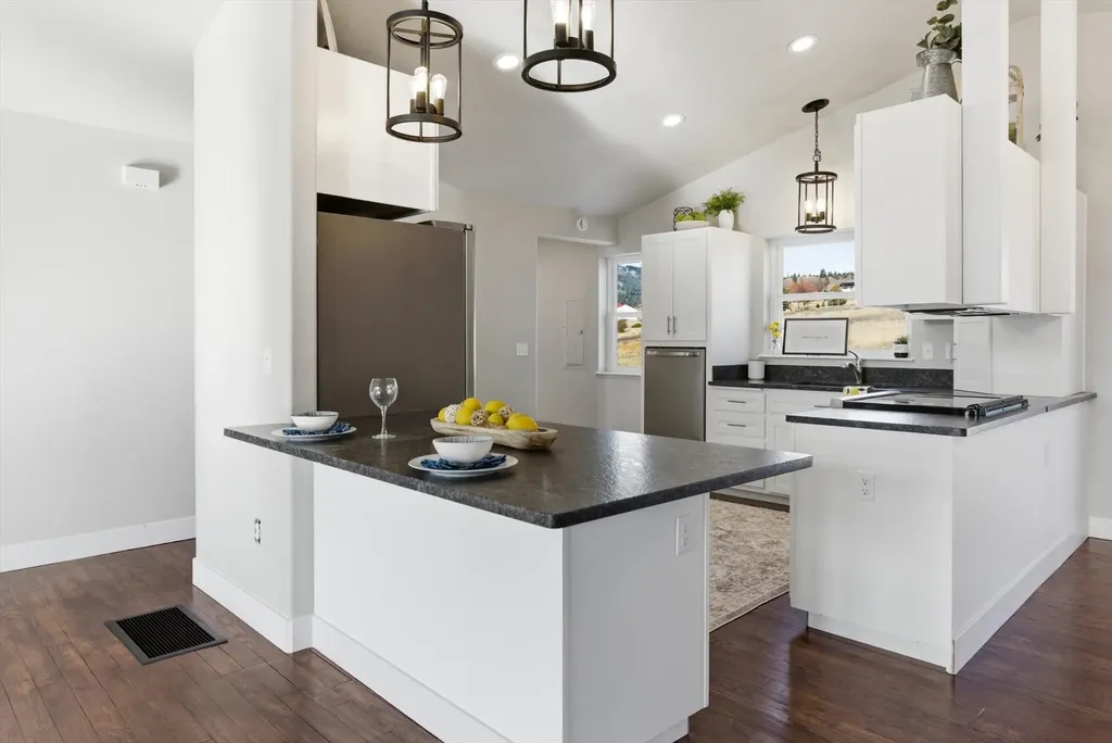 33602 Meadow Road Polson MT 59860