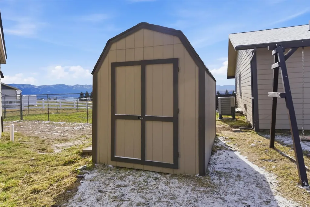 33602 Meadow Road Polson MT 59860