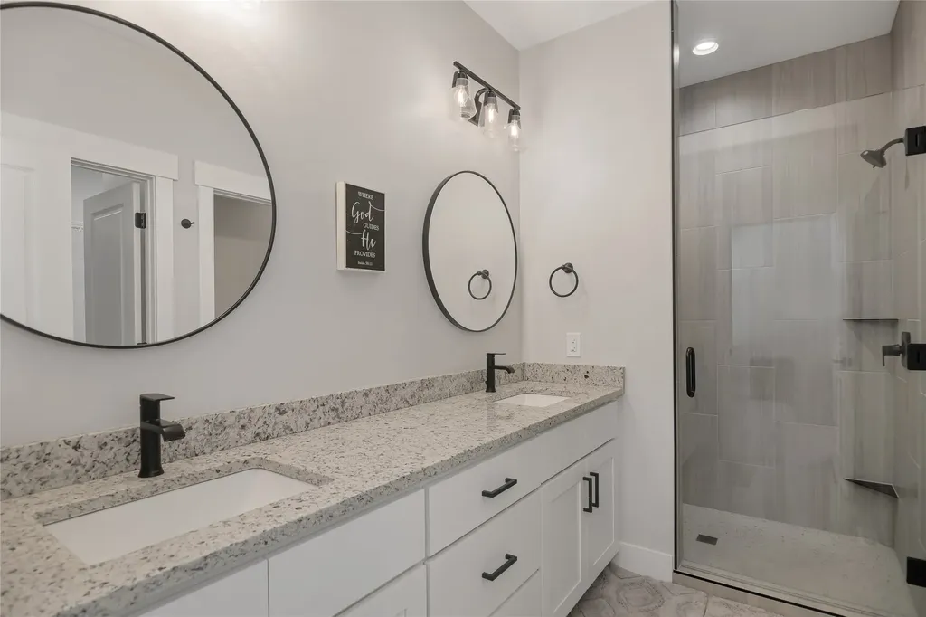 2884 Travis Avenue Helena MT 59601
