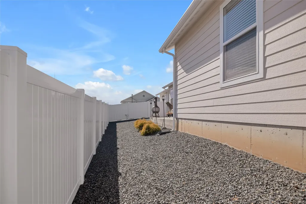2884 Travis Avenue Helena MT 59601