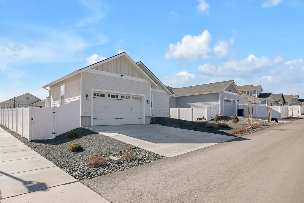 2884 Travis Avenue Helena MT 59601