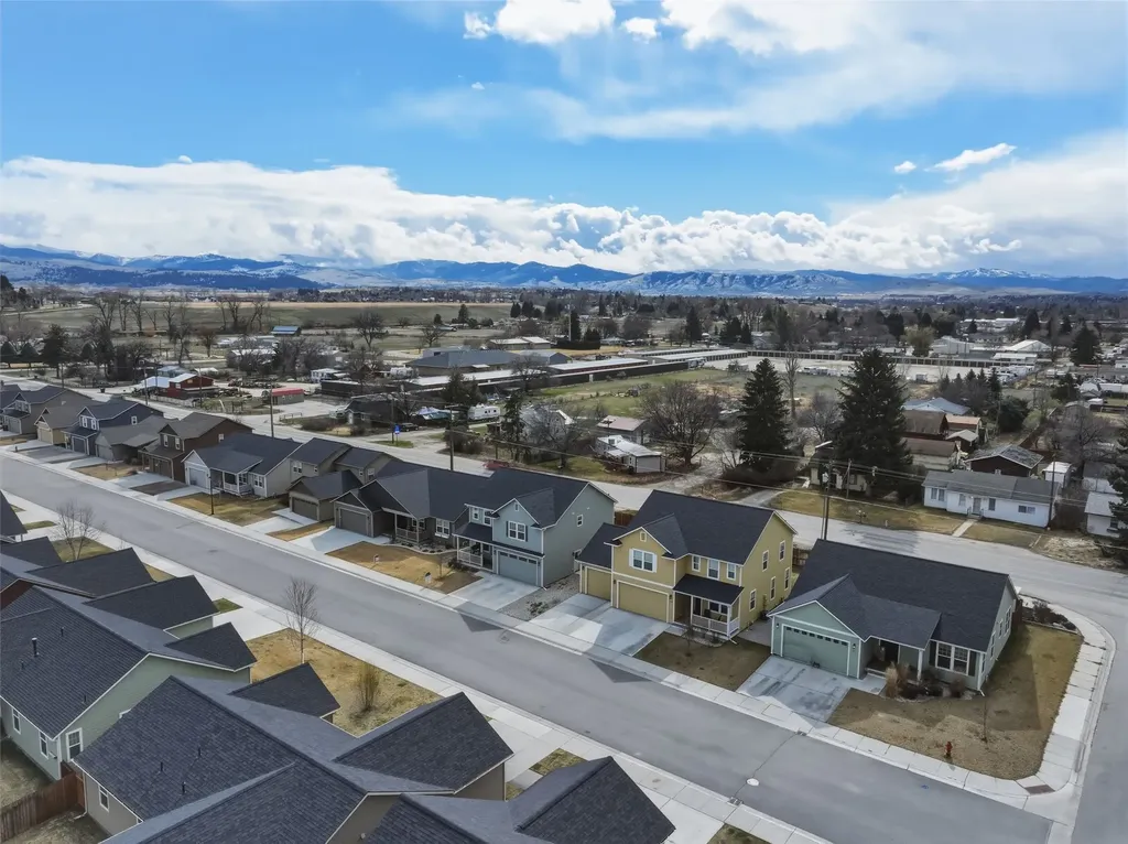 109 Rosemary Lane Hamilton MT 59840