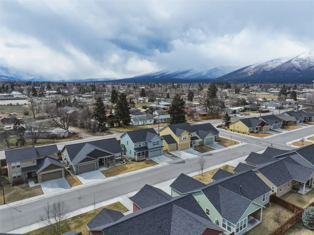 109 Rosemary Lane Hamilton MT 59840