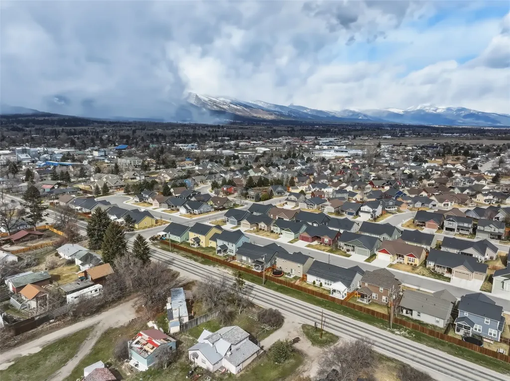 109 Rosemary Lane Hamilton MT 59840