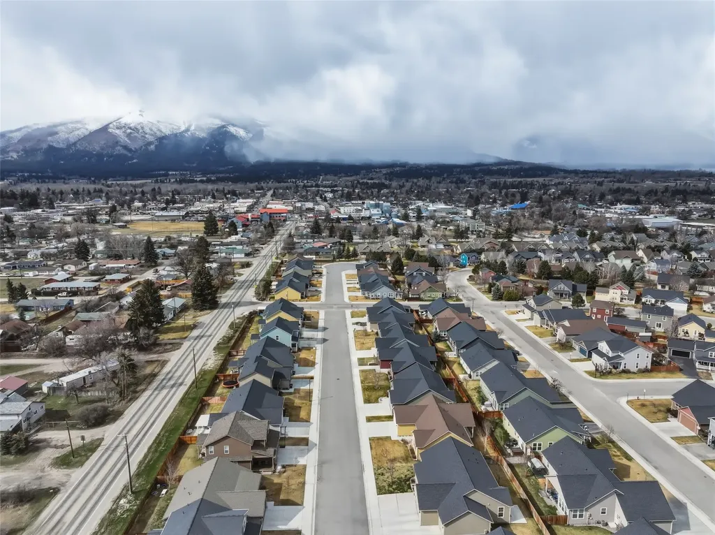 109 Rosemary Lane Hamilton MT 59840