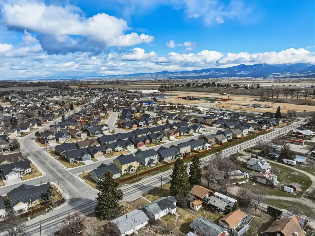 109 Rosemary Lane Hamilton MT 59840