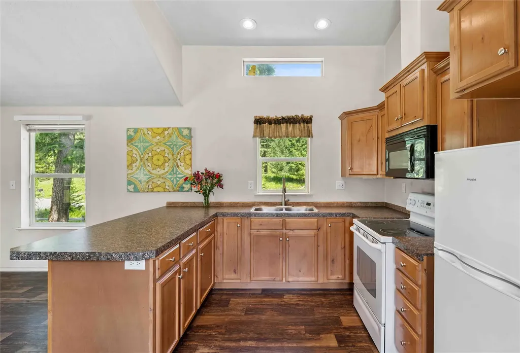 1785 Hodgson Road Whitefish MT 59937