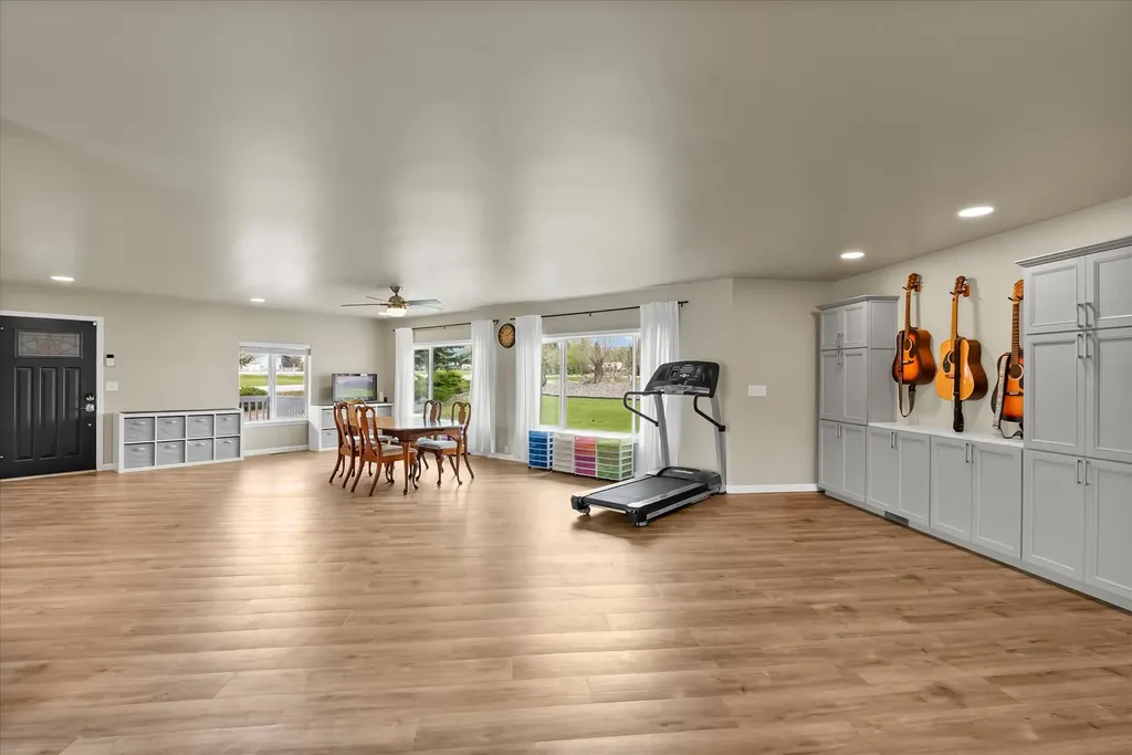 156 Apple Valley Way Florence MT 59833