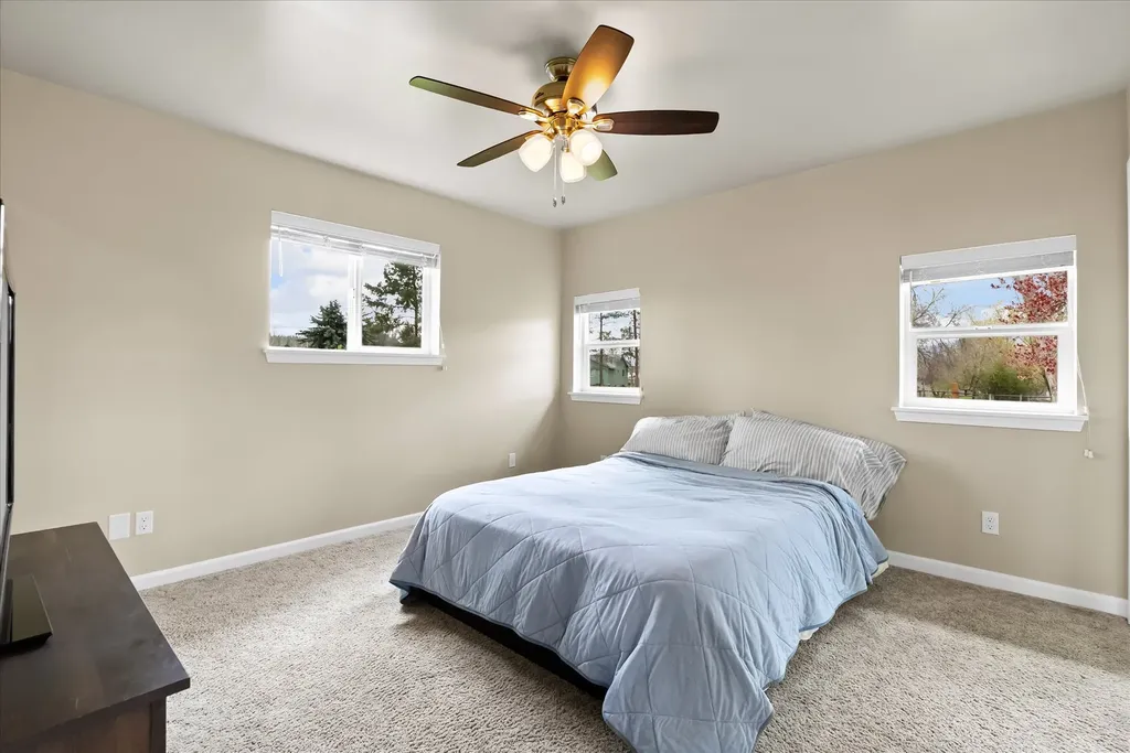 156 Apple Valley Way Florence MT 59833