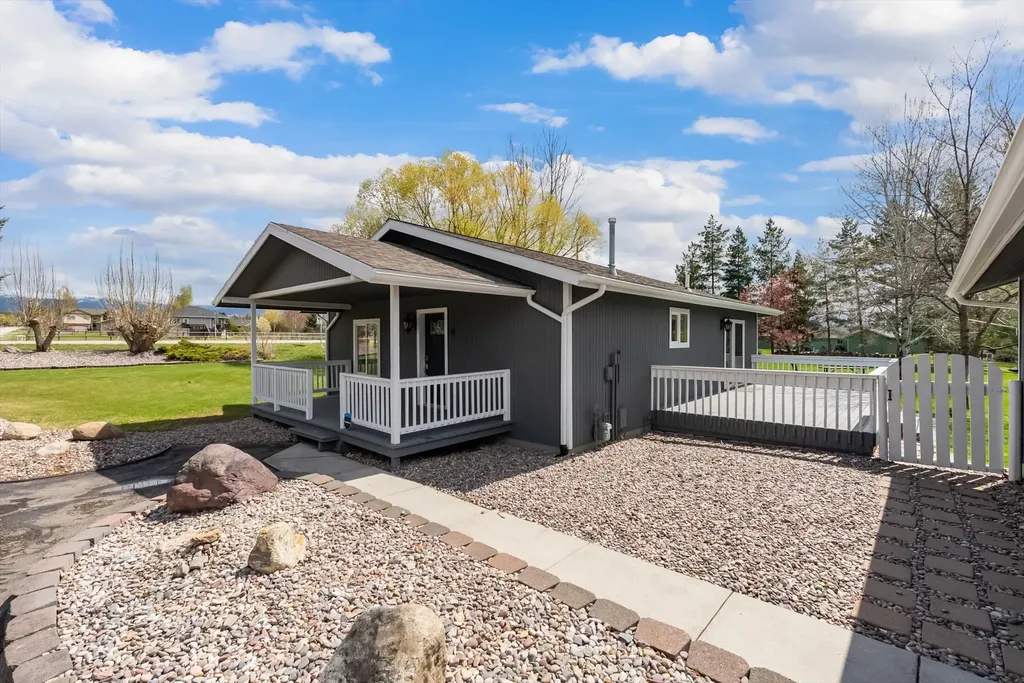 156 Apple Valley Way Florence MT 59833