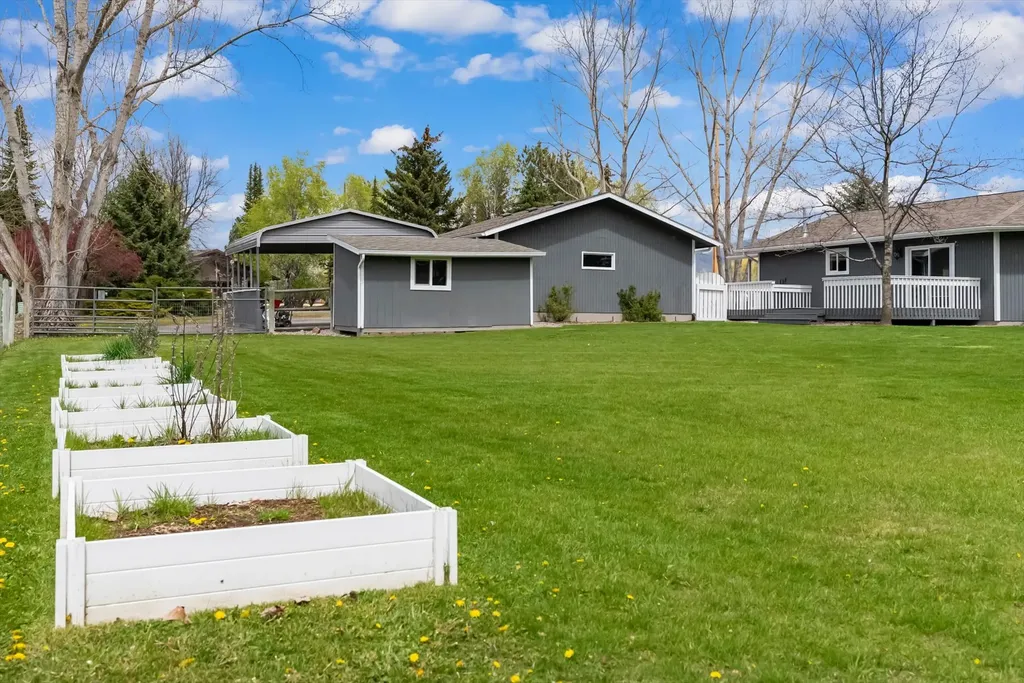 156 Apple Valley Way Florence MT 59833