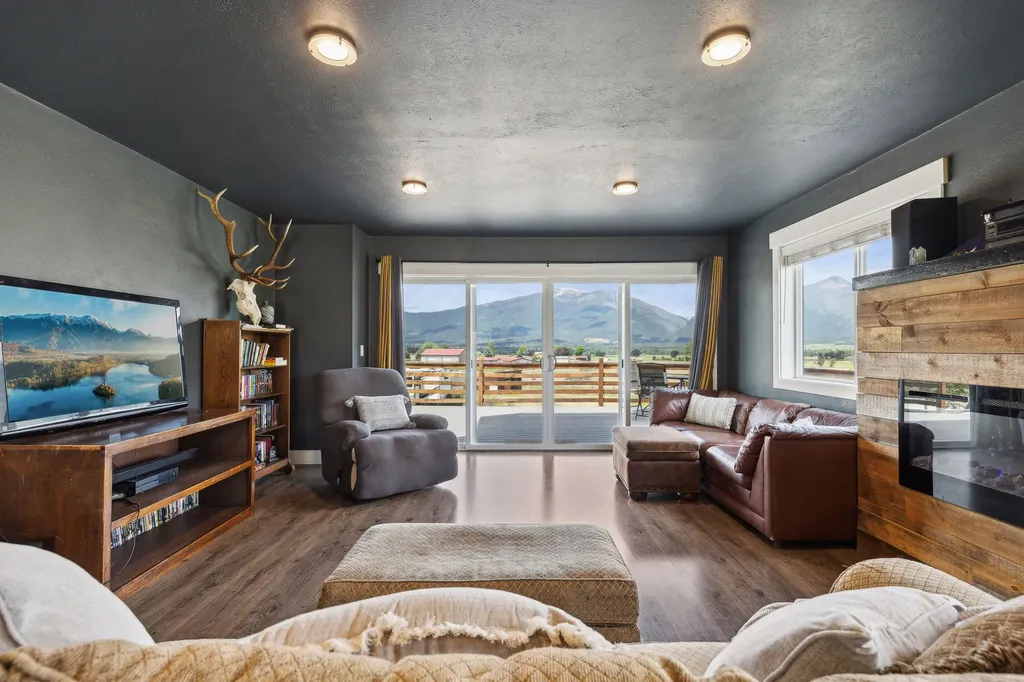 4528 Adellon Court Stevensville MT 59870