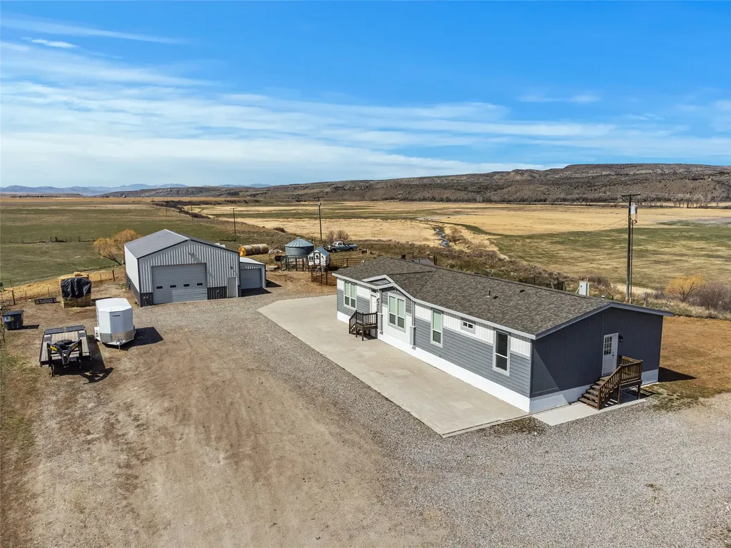 2117 Nixon Gulch Road Manhattan MT 59741