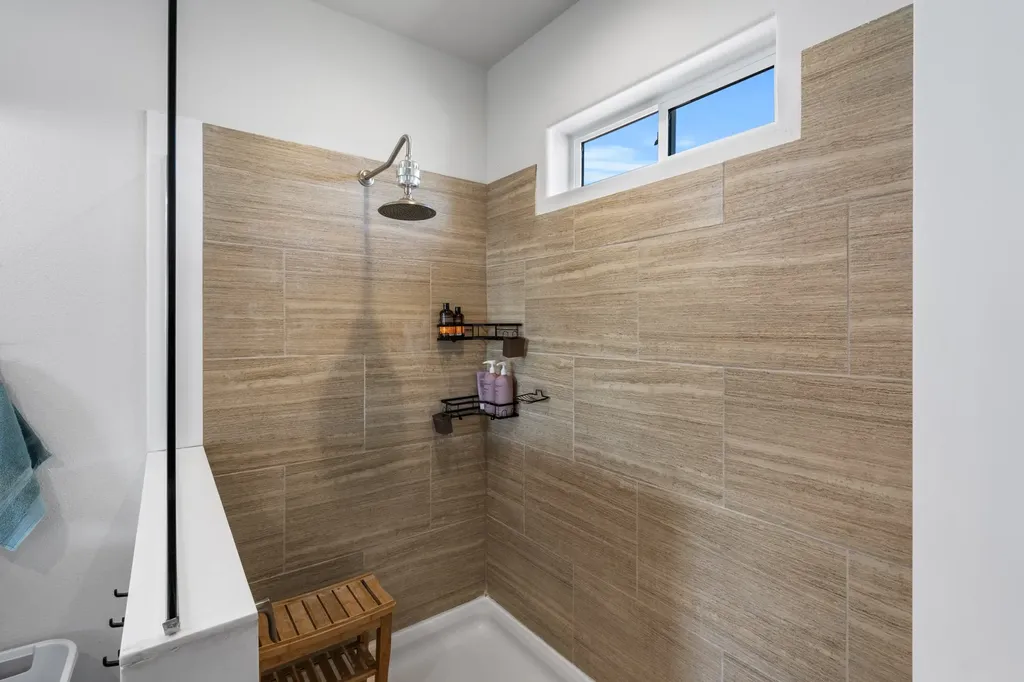 2117 Nixon Gulch Road Manhattan MT 59741