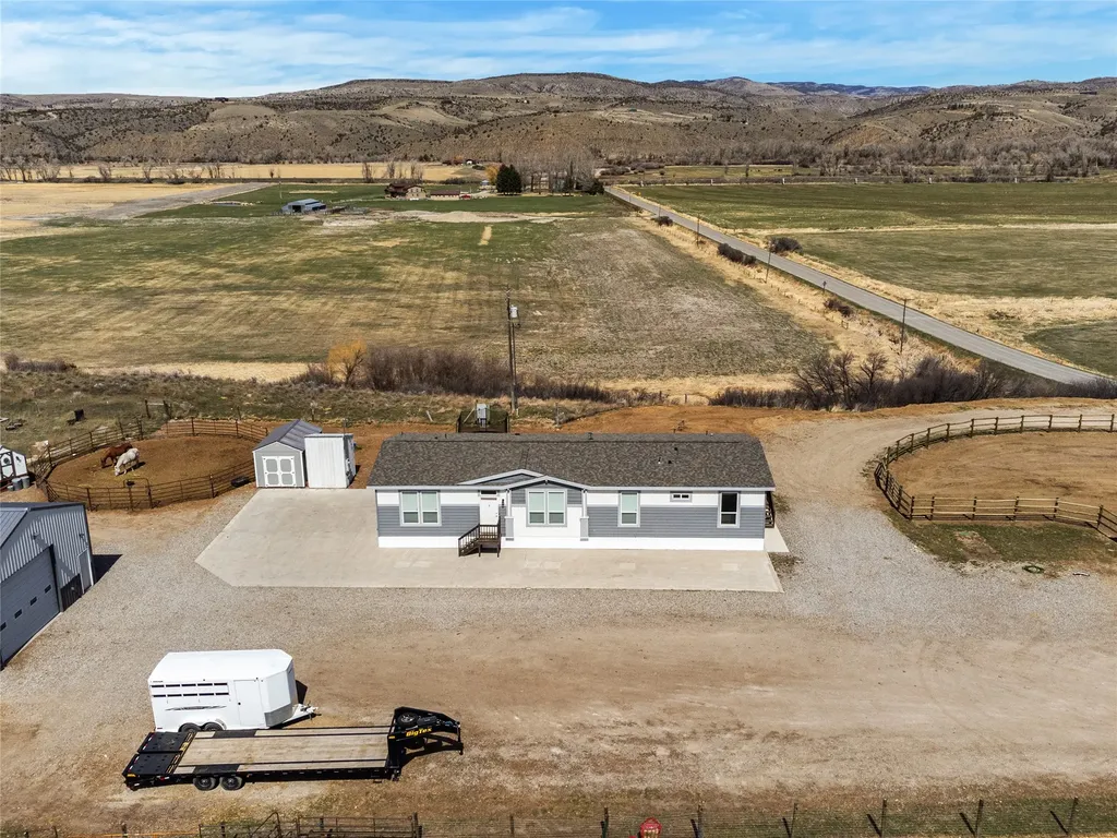 2117 Nixon Gulch Road Manhattan MT 59741
