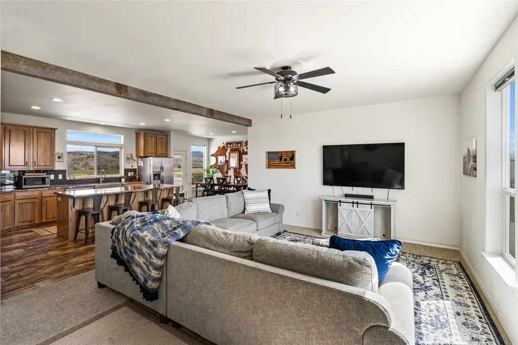 2117 Nixon Gulch Road Manhattan MT 59741