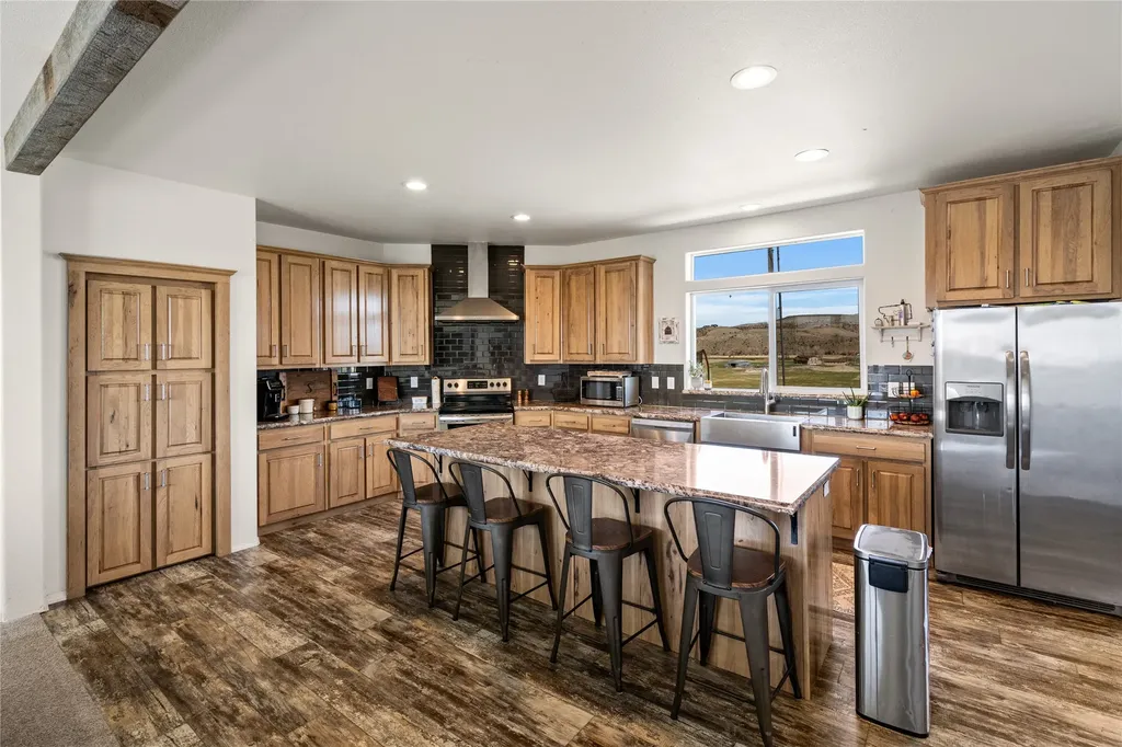 2117 Nixon Gulch Road Manhattan MT 59741