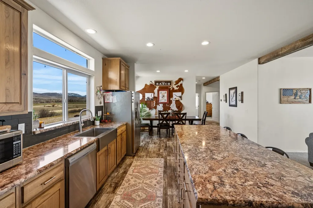 2117 Nixon Gulch Road Manhattan MT 59741