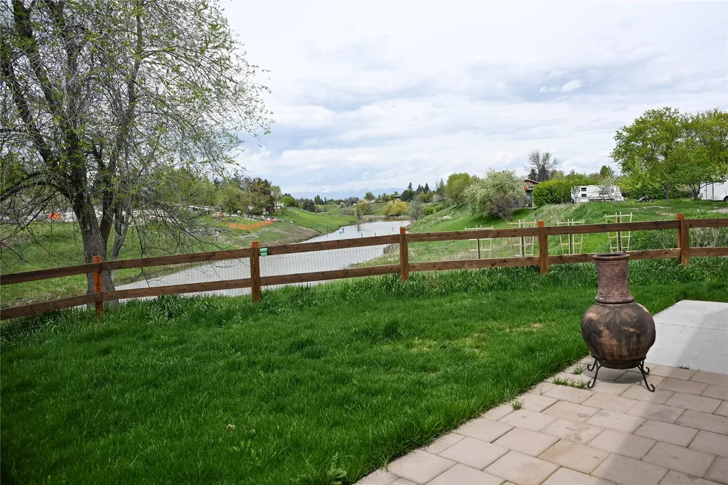 1681 Bull Run Kalispell MT 59901