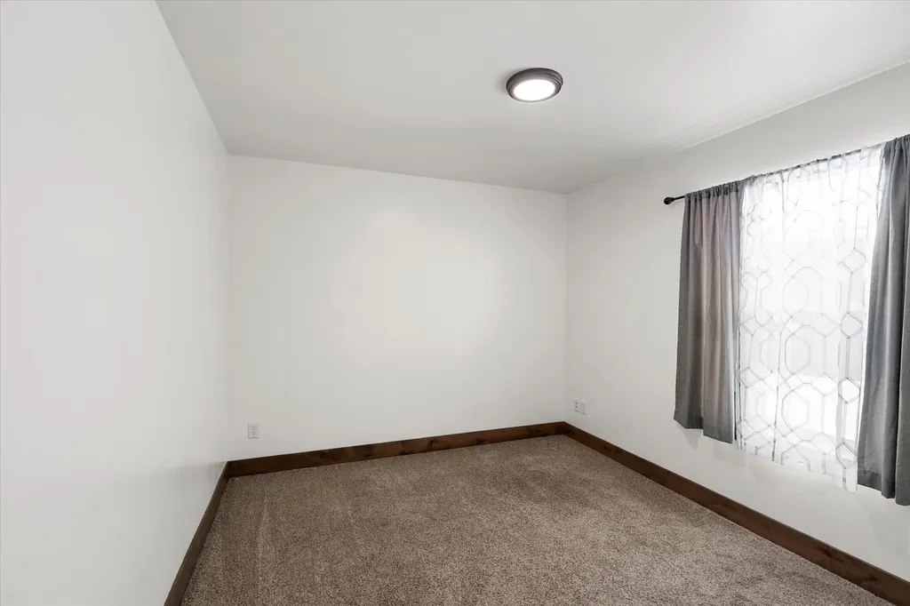 1681 Bull Run Kalispell MT 59901