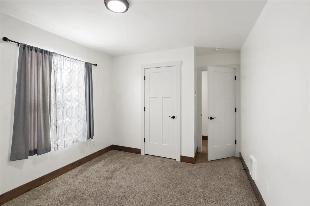 1681 Bull Run Kalispell MT 59901