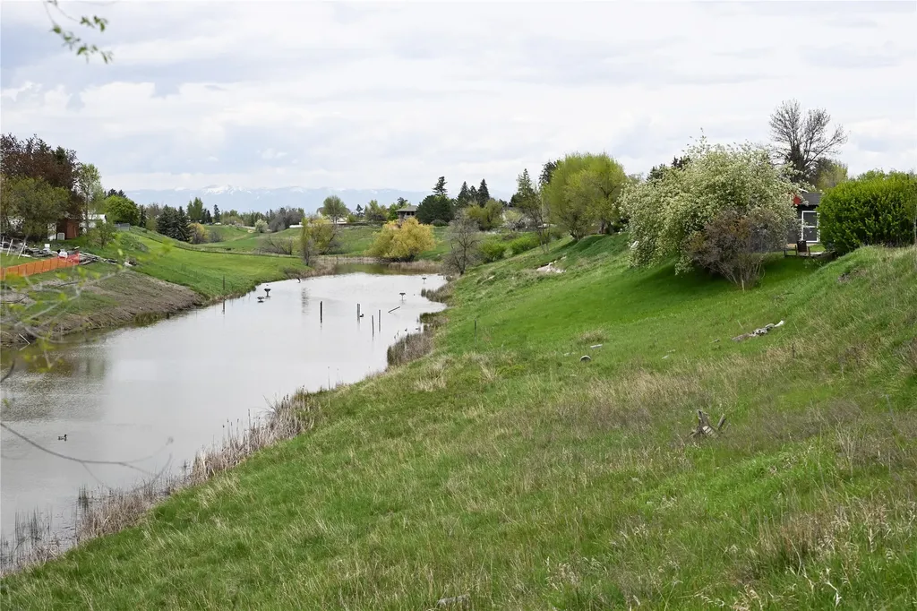1681 Bull Run Kalispell MT 59901