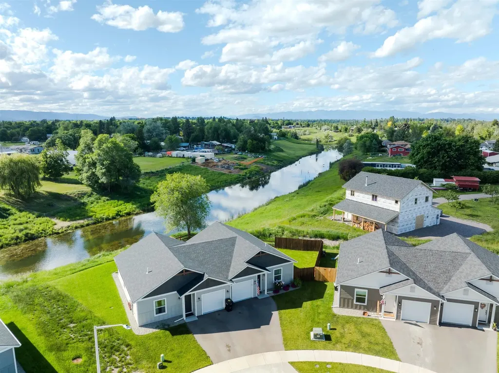 1681 Bull Run Kalispell MT 59901