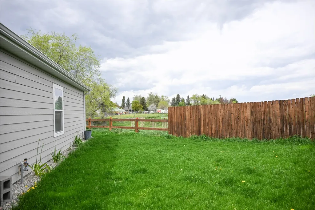 1681 Bull Run Kalispell MT 59901