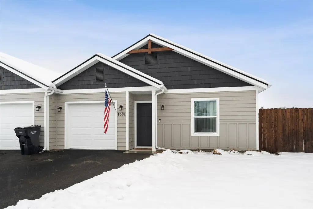 1681 Bull Run Kalispell MT 59901