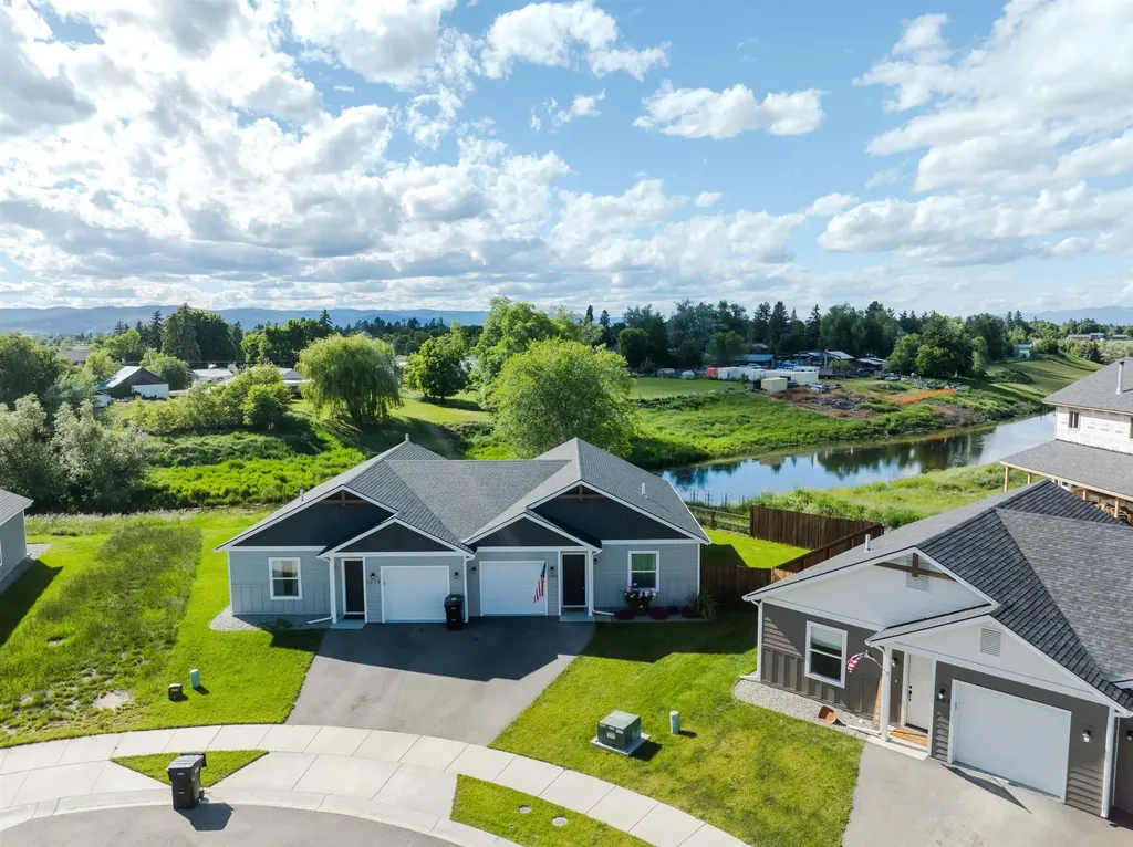 1681 Bull Run Kalispell MT 59901