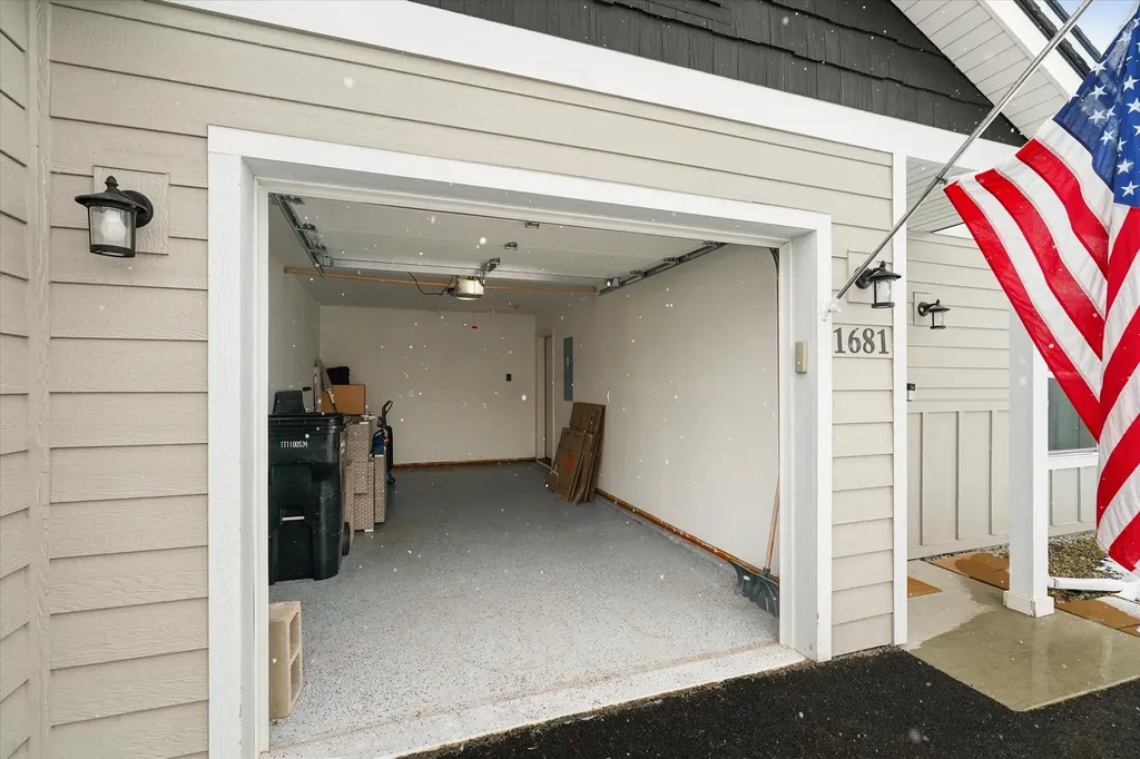1681 Bull Run Kalispell MT 59901